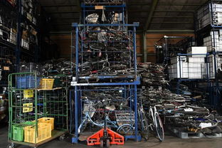 在 孤獨之國 日本,清理死者遺物成了一個熱門產業(yè)